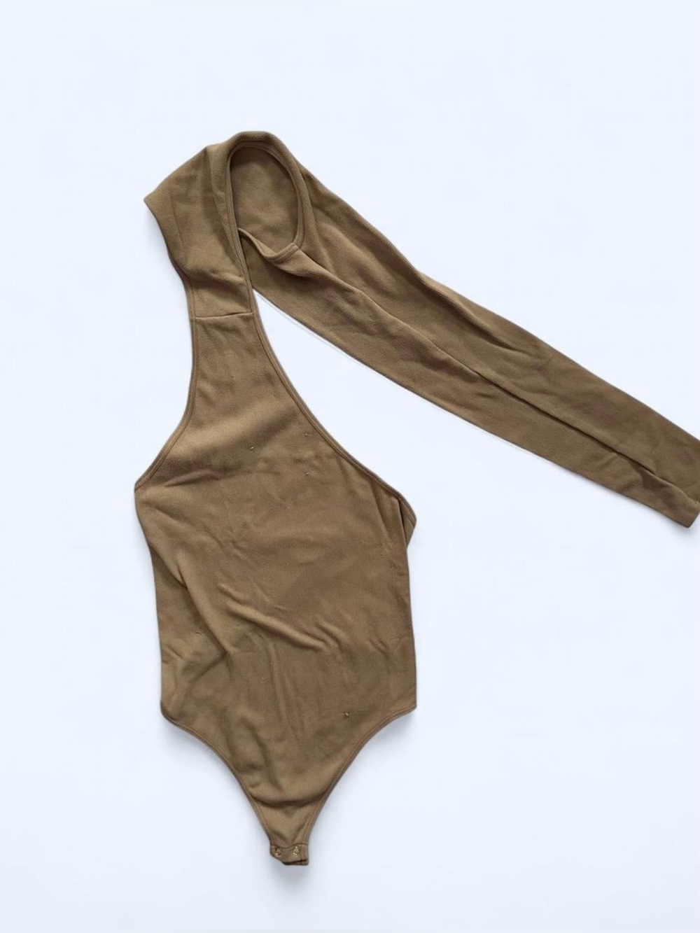 Anwnd One Shoulder Long Sleeve Ribbed Bodysuit in Tan Size Medium/Large
